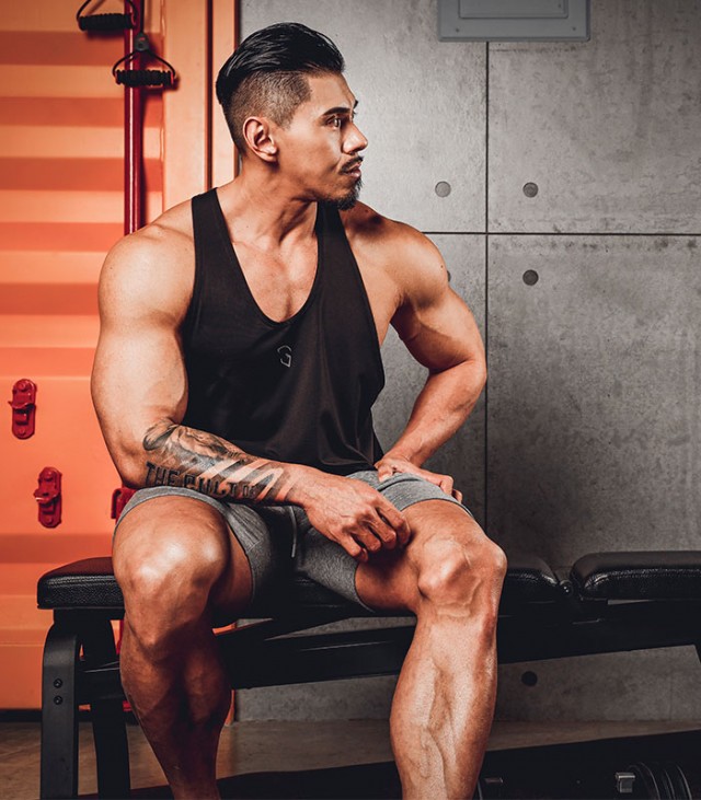 100lb adj dumbbell application