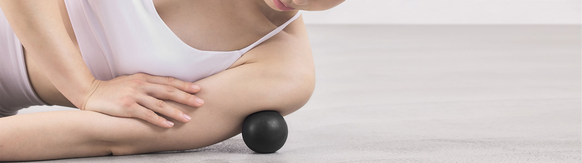 Natural rubber massage ball application